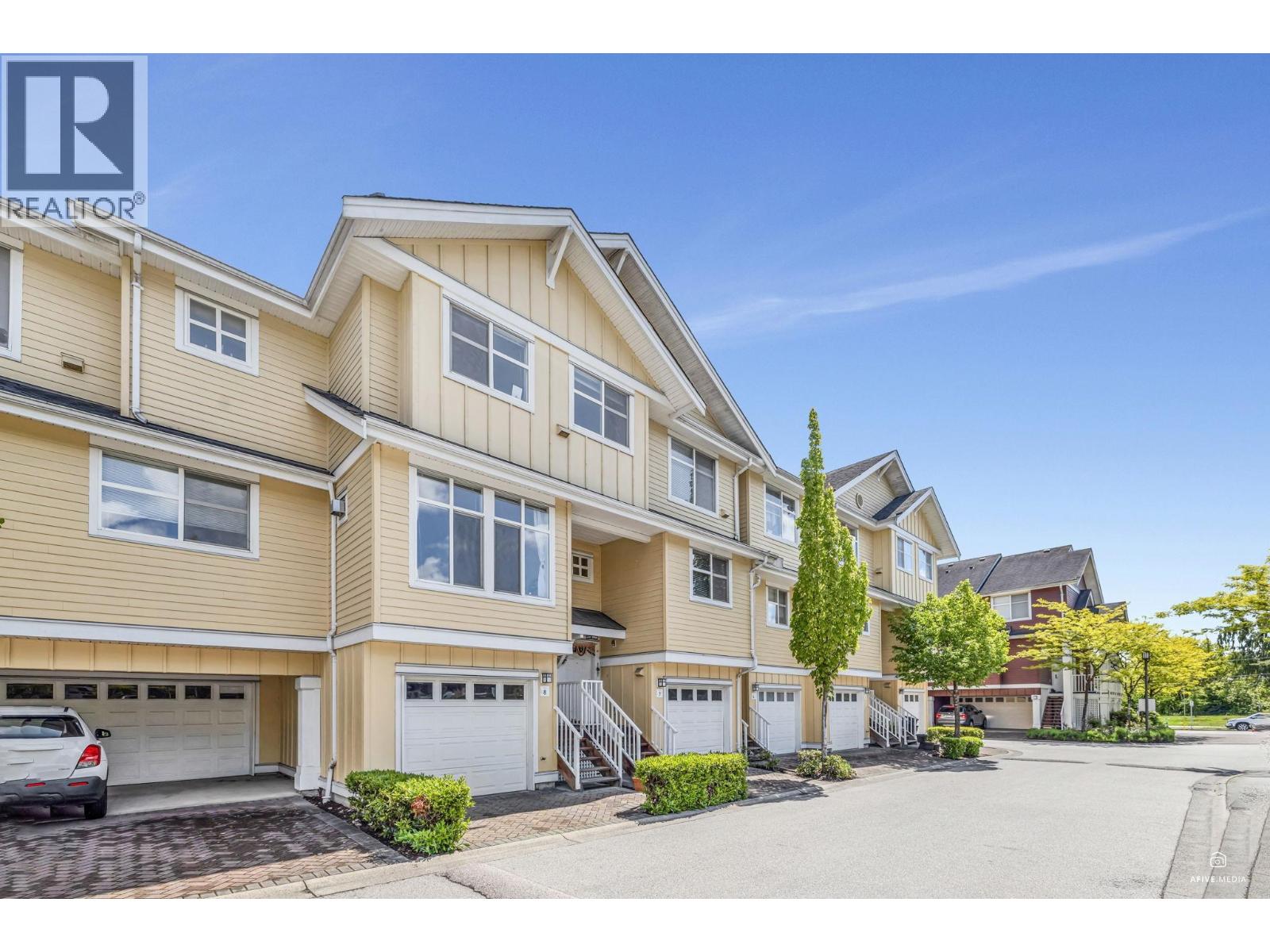 8 935 Ewen Avenue, New Westminster, British Columbia  V3M 0A1 - Photo 3 - R3054458