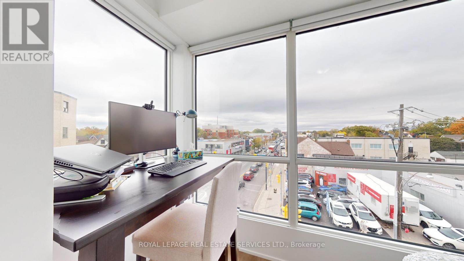 3258 Dundas Street W, Toronto, Ontario  M6P 2A3 - Photo 34 - W12445387