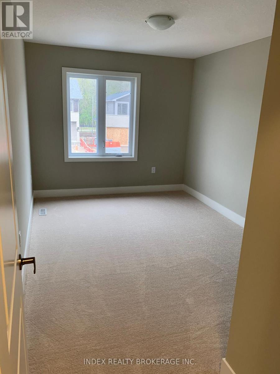677 Chelton Road, London South, Ontario  N6M 0J1 - Photo 11 - X12445341