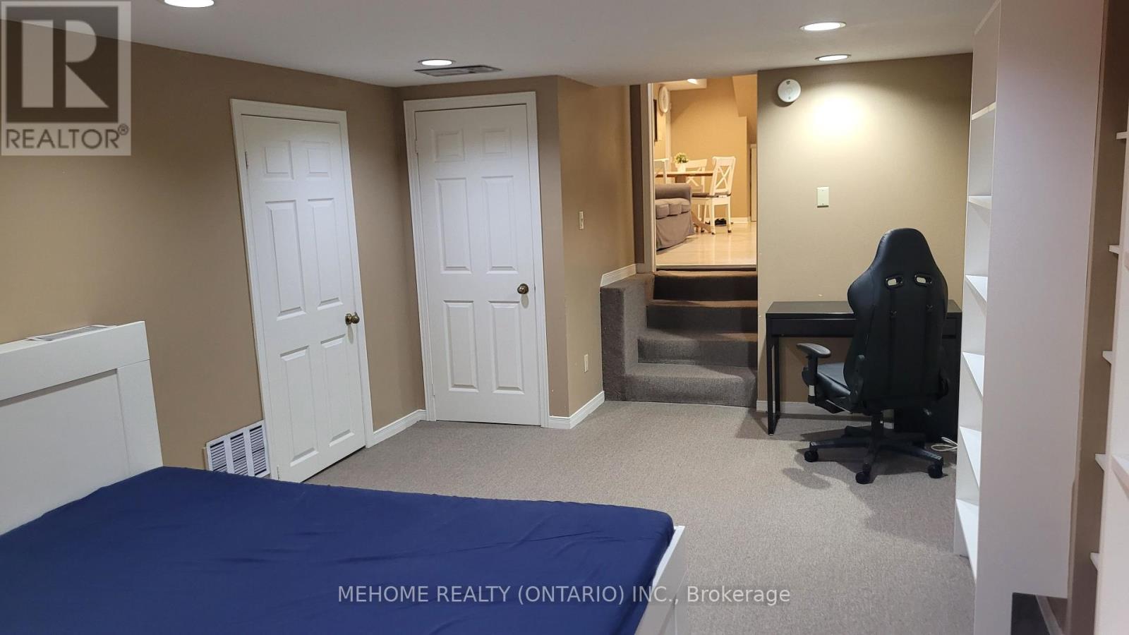 Lower Unit - 121 Angus Drive, Toronto, Ontario  M2J 2W9 - Photo 7 - C12445856