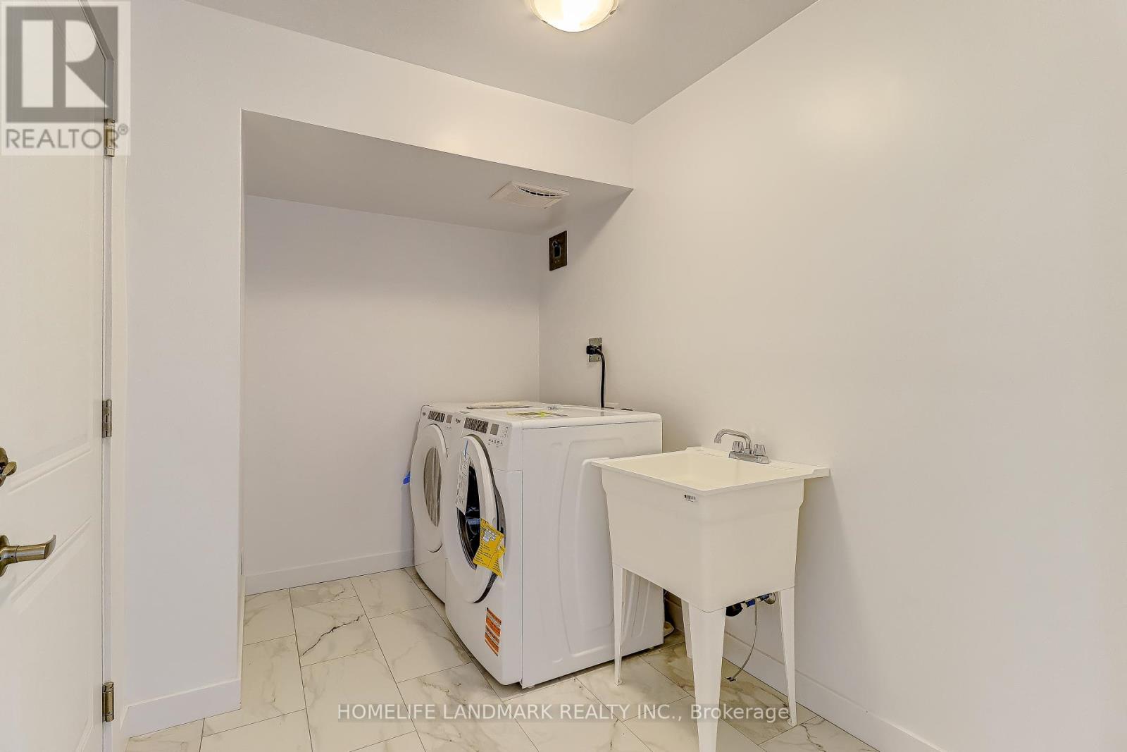 31 Bancroft Lane, Richmond Hill, Ontario  L4E 1M1 - Photo 23 - N12444691