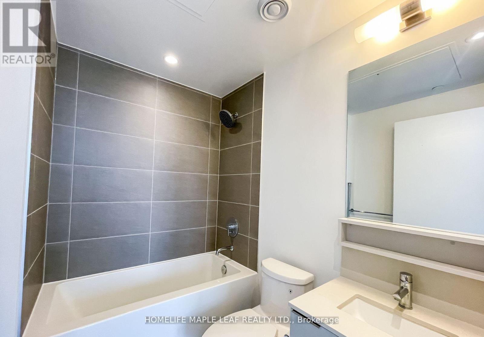 2215 - 950 Portage Parkway, Vaughan, Ontario  L4K 0J7 - Photo 10 - N12445834
