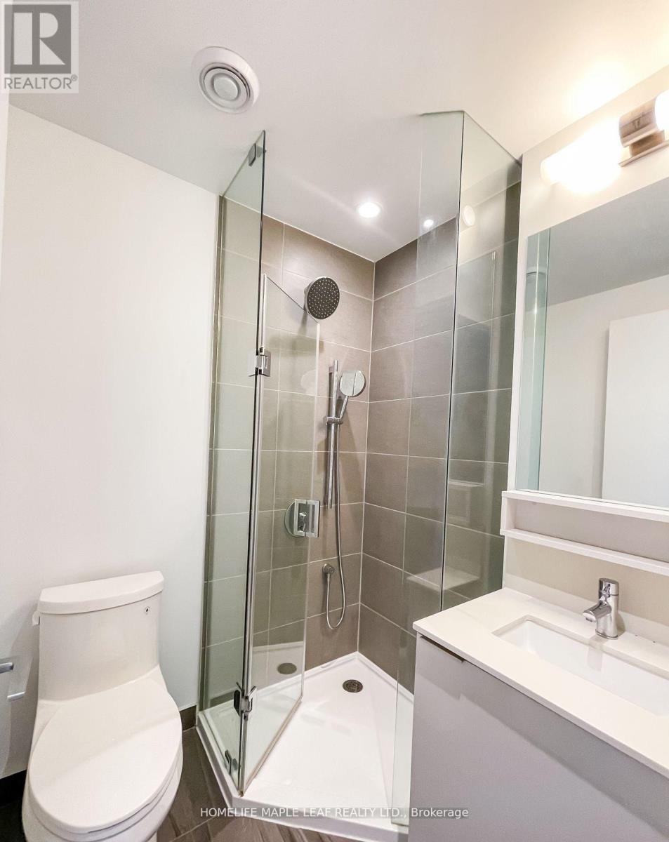2215 - 950 Portage Parkway, Vaughan, Ontario  L4K 0J7 - Photo 3 - N12445834