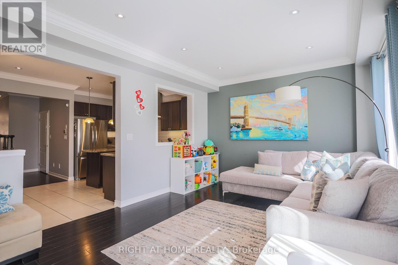 47 Millhouse Court, Vaughan (Patterson), Ontario  L6A 4J4 - Photo 14 - N12445853