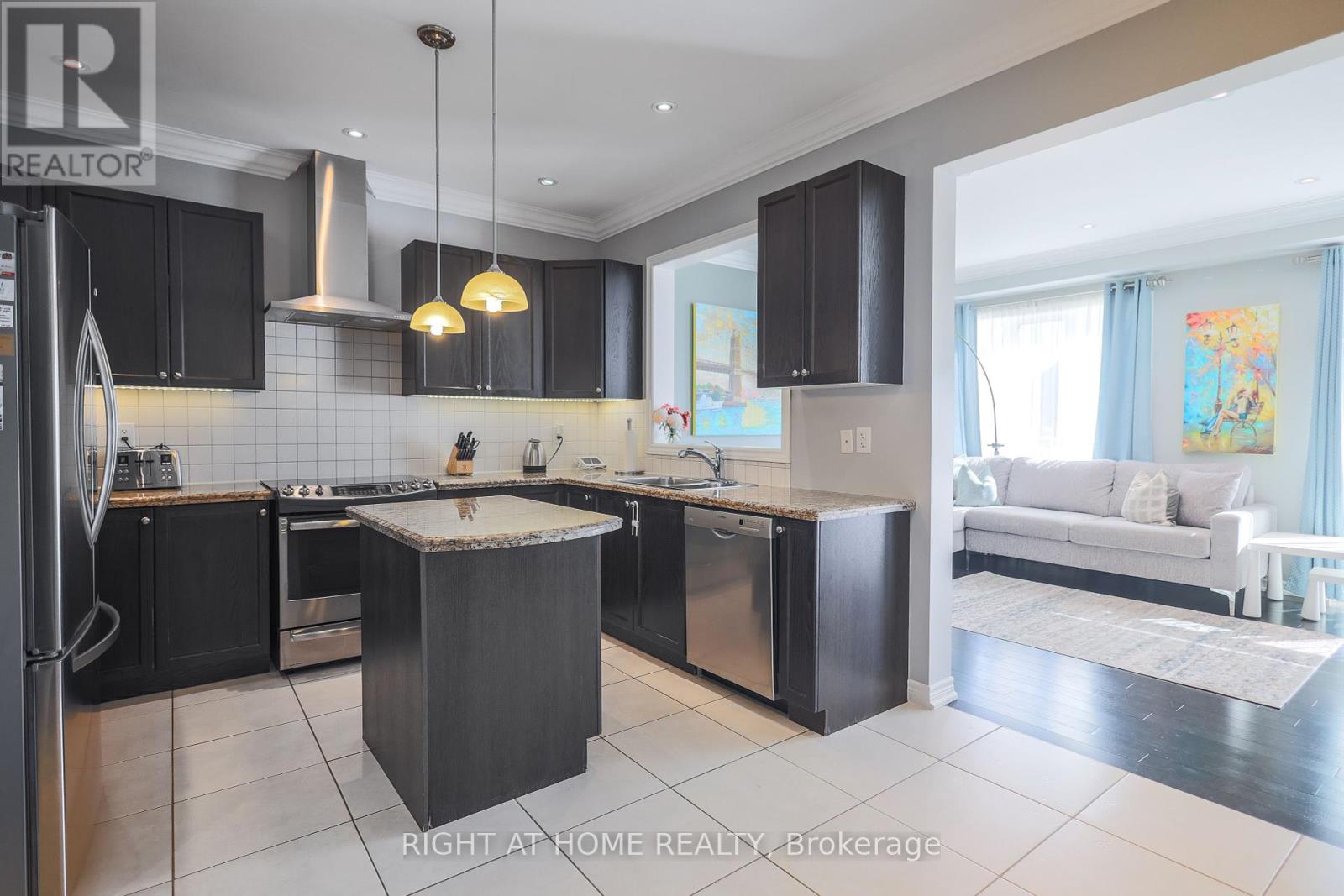 47 Millhouse Court, Vaughan (Patterson), Ontario  L6A 4J4 - Photo 18 - N12445853