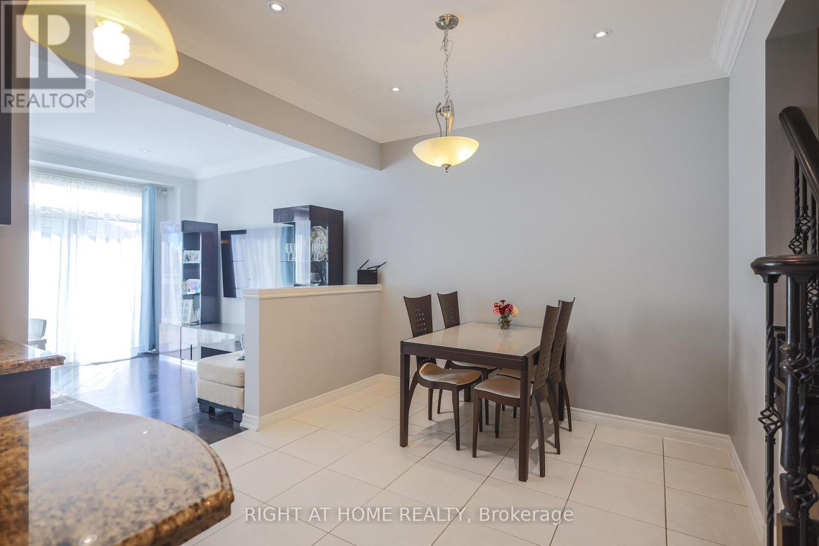 47 Millhouse Court, Vaughan (Patterson), Ontario  L6A 4J4 - Photo 21 - N12445853