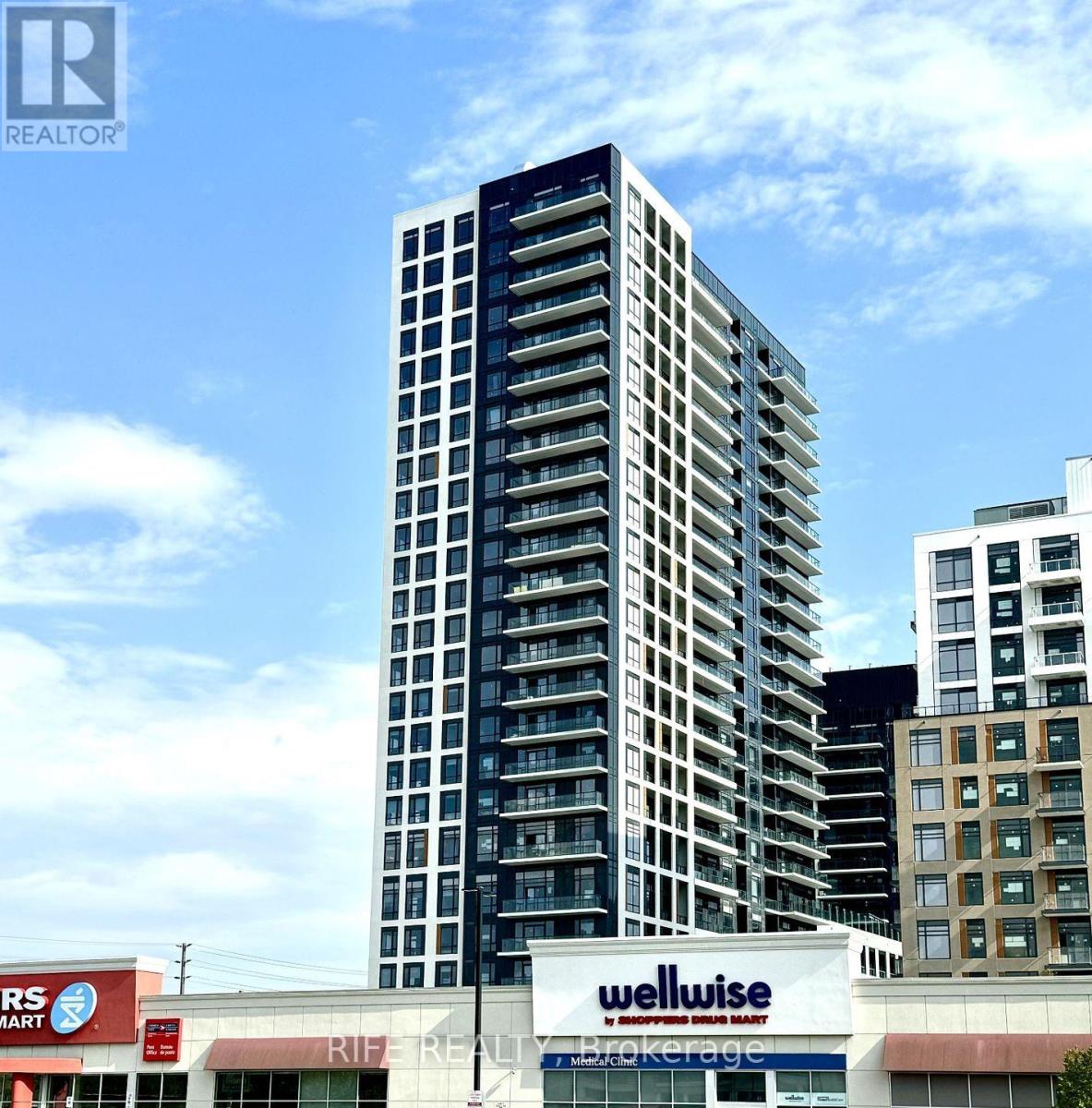 2002 - 7950 BATHURST STREET, Vaughan, Ontario