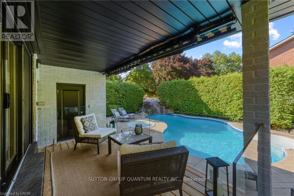 1857 Friar Tuck Court, Mississauga (Sheridan), Ontario  L5K 2L4 - Photo 40 - W12445861