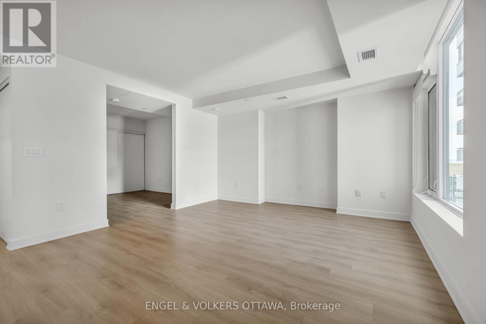 2314 - 199 Rideau Street, Ottawa, Ontario  K1N 0E9 - Photo 10 - X12445872
