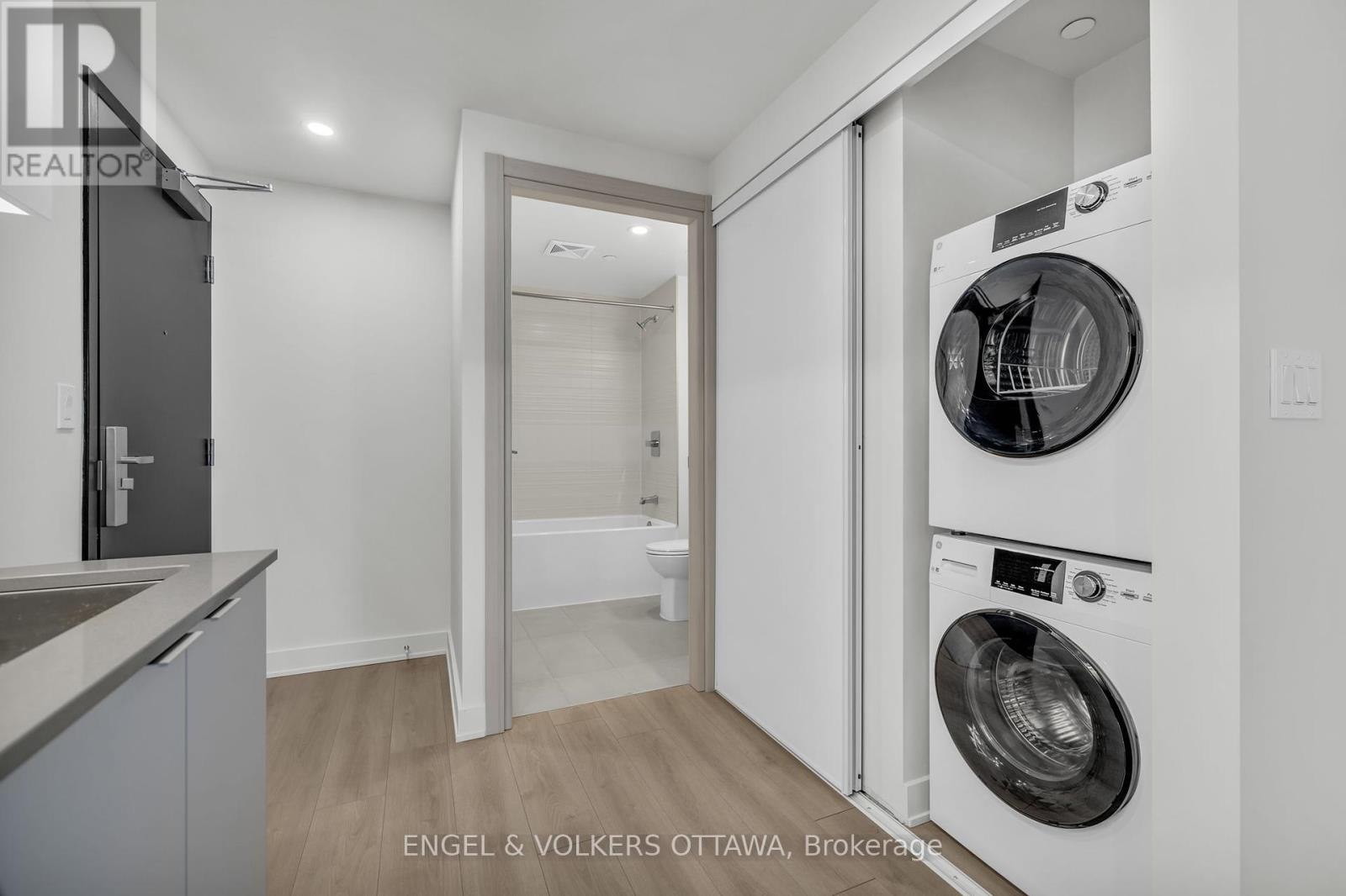 2314 - 199 Rideau Street, Ottawa, Ontario  K1N 0E9 - Photo 15 - X12445872