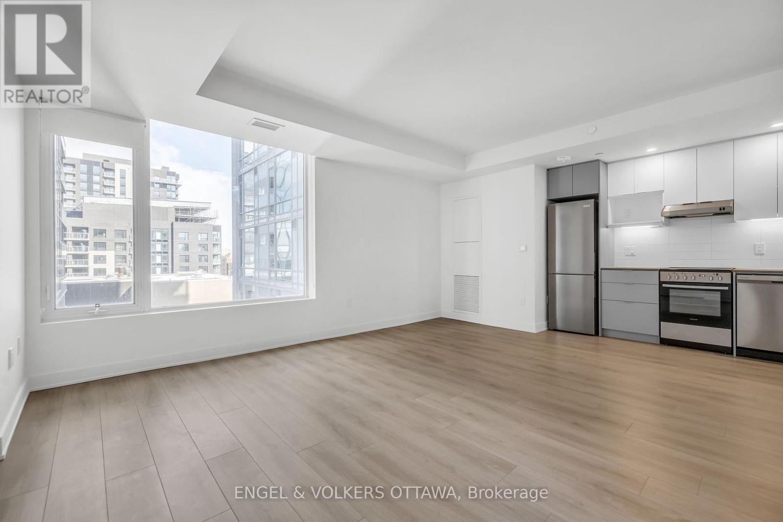 2314 - 199 Rideau Street, Ottawa, Ontario  K1N 0E9 - Photo 3 - X12445872