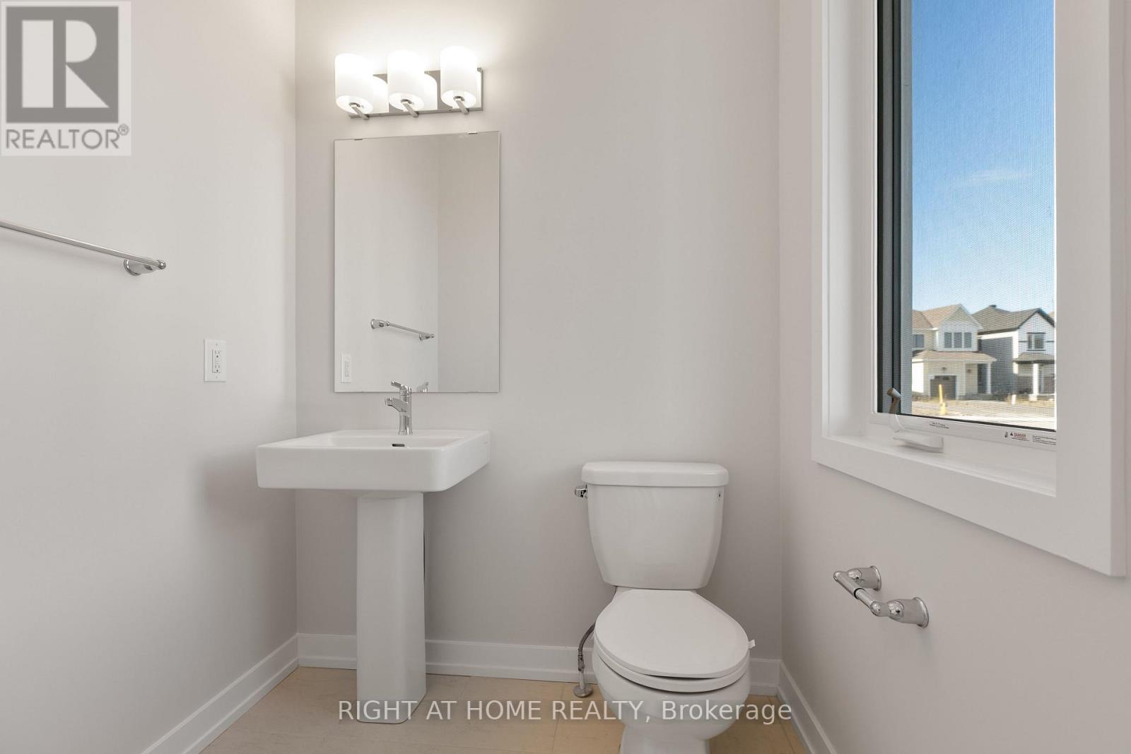 940 Seagrave Lane, Ottawa, Ontario  K0A 2Z0 - Photo 13 - X12445879