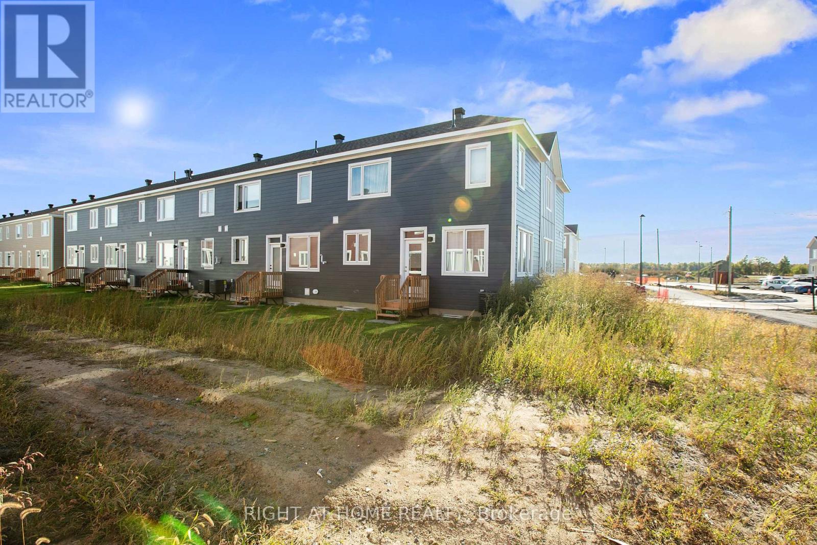 940 Seagrave Lane, Ottawa, Ontario  K0A 2Z0 - Photo 31 - X12445879