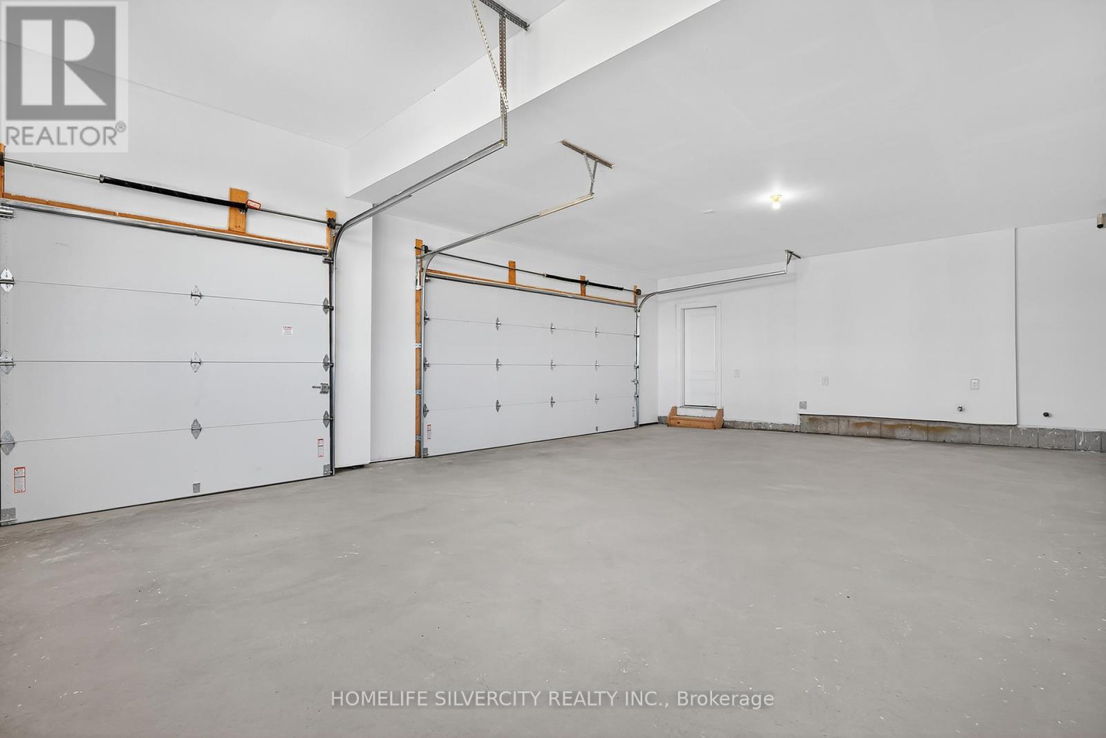 22 Ewing Way, Amaranth, Ontario  L9W 5G9 - Photo 16 - X12445838