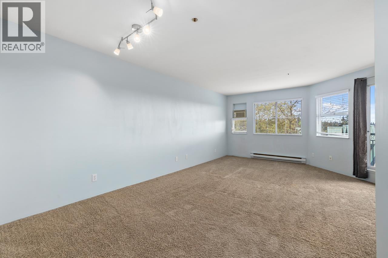 304 918 Roderick Avenue, Coquitlam, British Columbia  V3K 1R1 - Photo 3 - R3055448