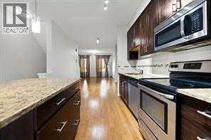 231 Copperpond Common Se, Calgary, Alberta  T2Z 1G5 - Photo 7 - A2252364