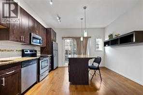 231 Copperpond Common Se, Calgary, Alberta  T2Z 1G5 - Photo 8 - A2252364