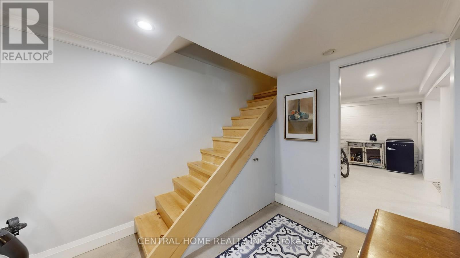 70 Pine Crescent N, Toronto, Ontario  M4E 1L4 - Photo 31 - E12444717