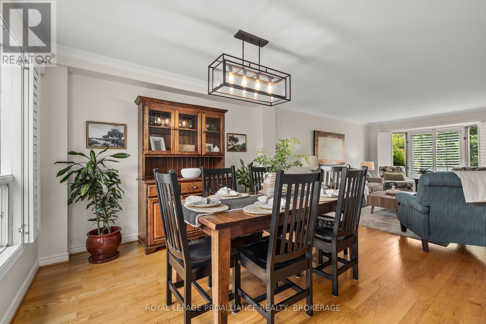 11 Glenwood Court, Kingston, Ontario  K7M 7G1 - Photo 12 - X12258480
