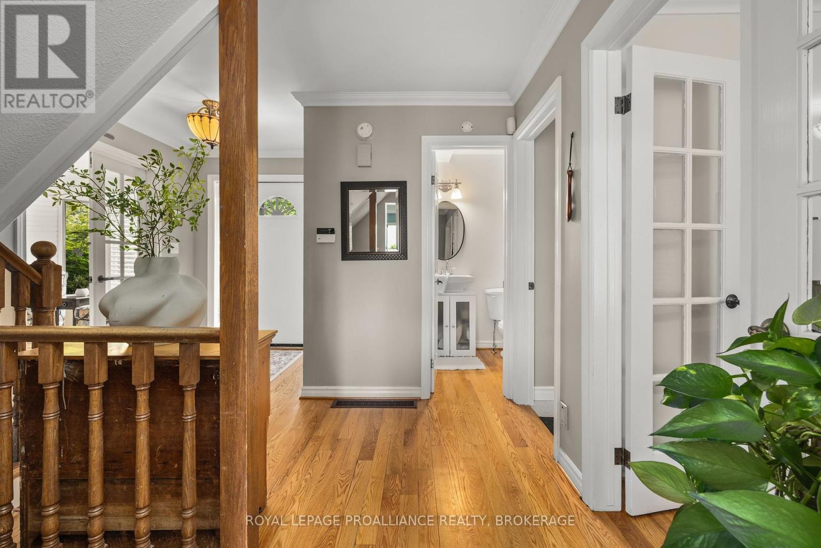 11 Glenwood Court, Kingston, Ontario  K7M 7G1 - Photo 13 - X12258480