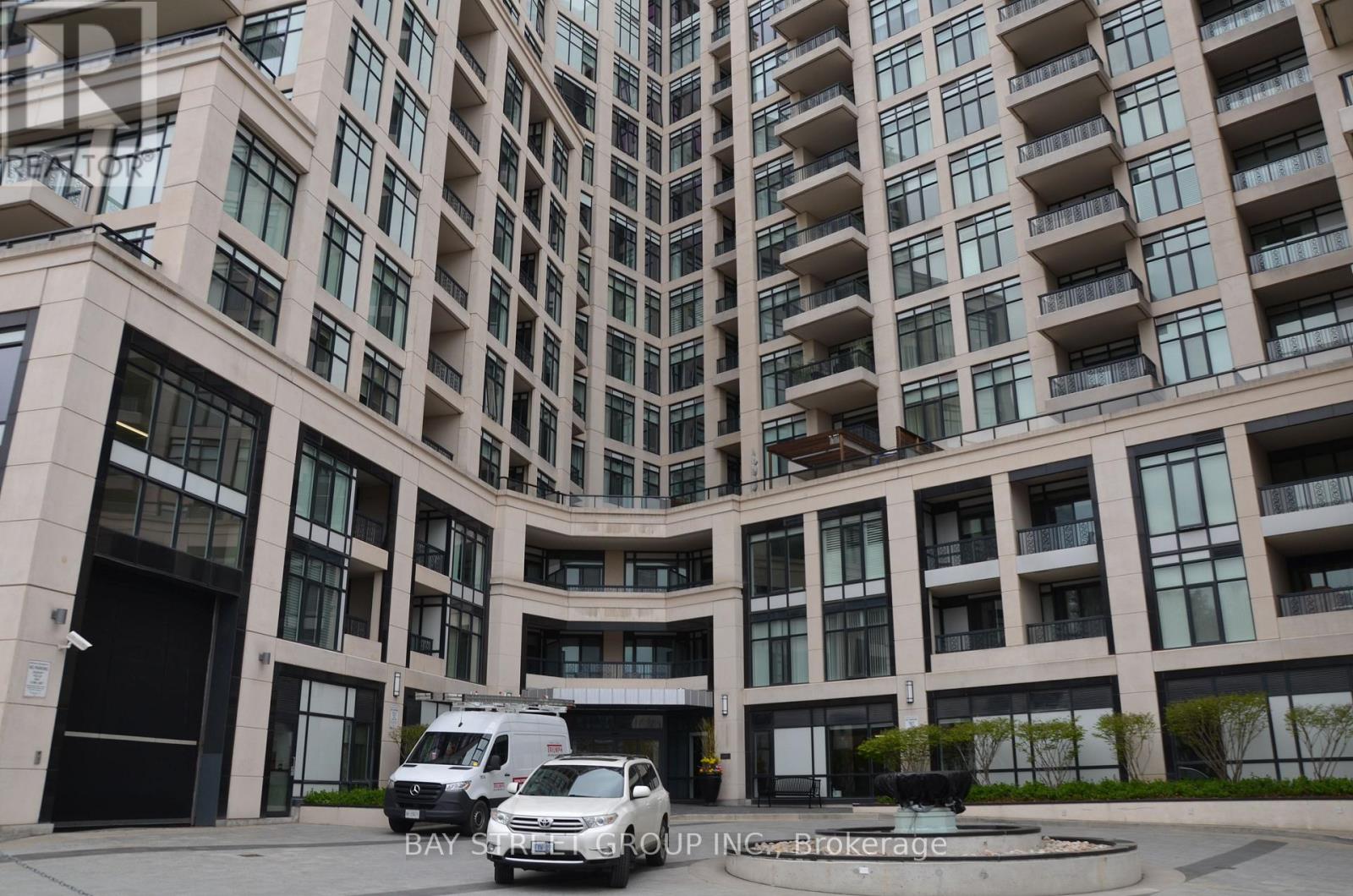 124 - 1 Old Mill Drive, Toronto, Ontario  M6S 0A1 - Photo 18 - W12445871