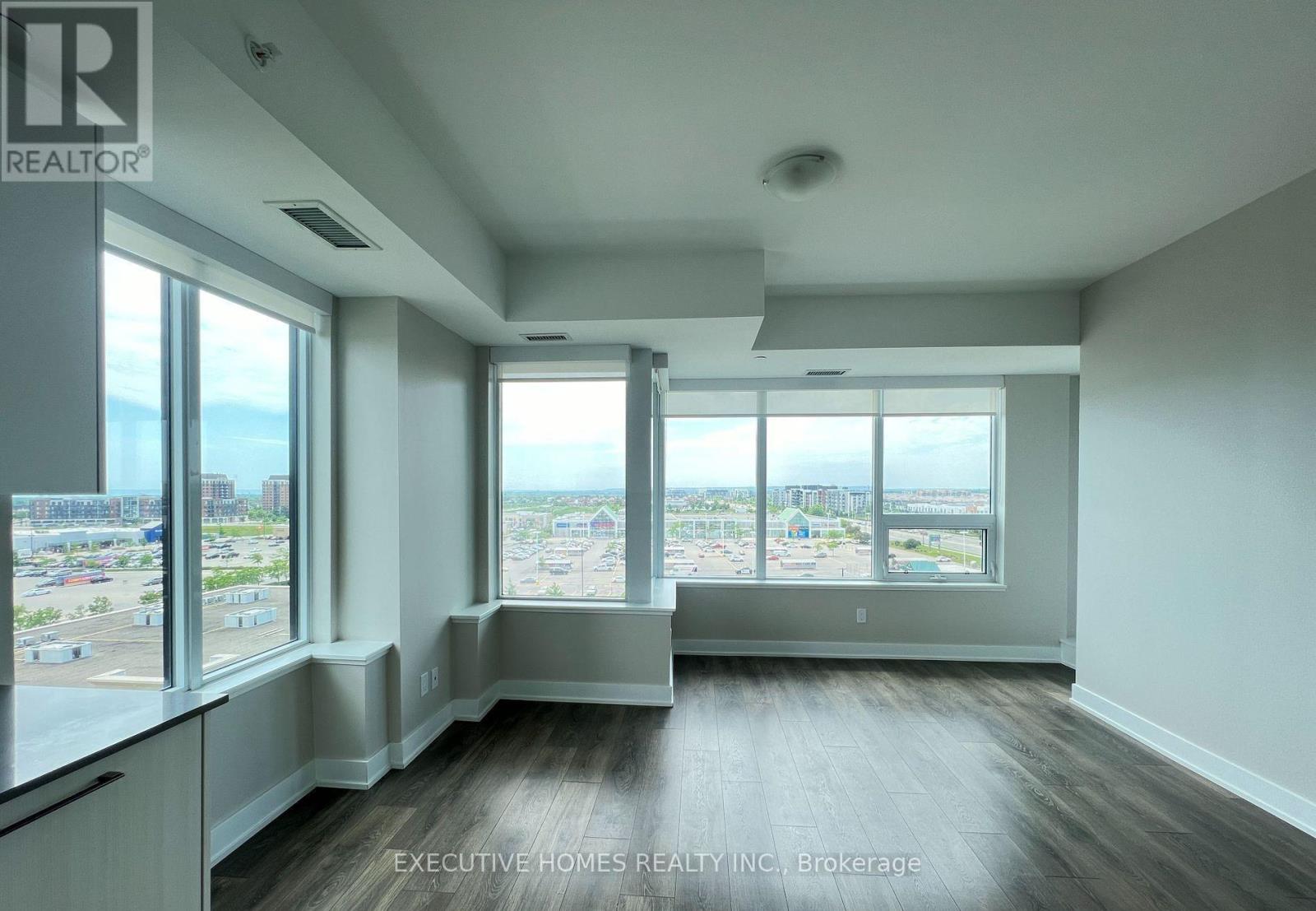 708 - 2481 Taunton Road, Oakville, Ontario  L6H 3R7 - Photo 5 - W12445873