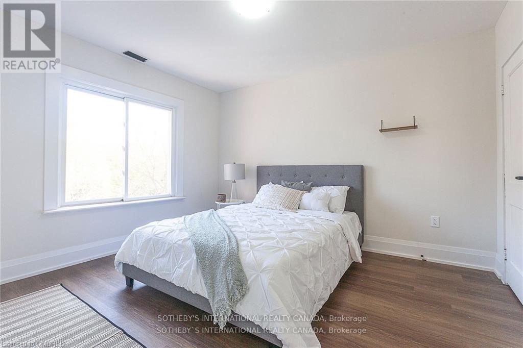 1842 Balsam Avenue, Mississauga, Ontario  L5J 1L2 - Photo 25 - W12445874