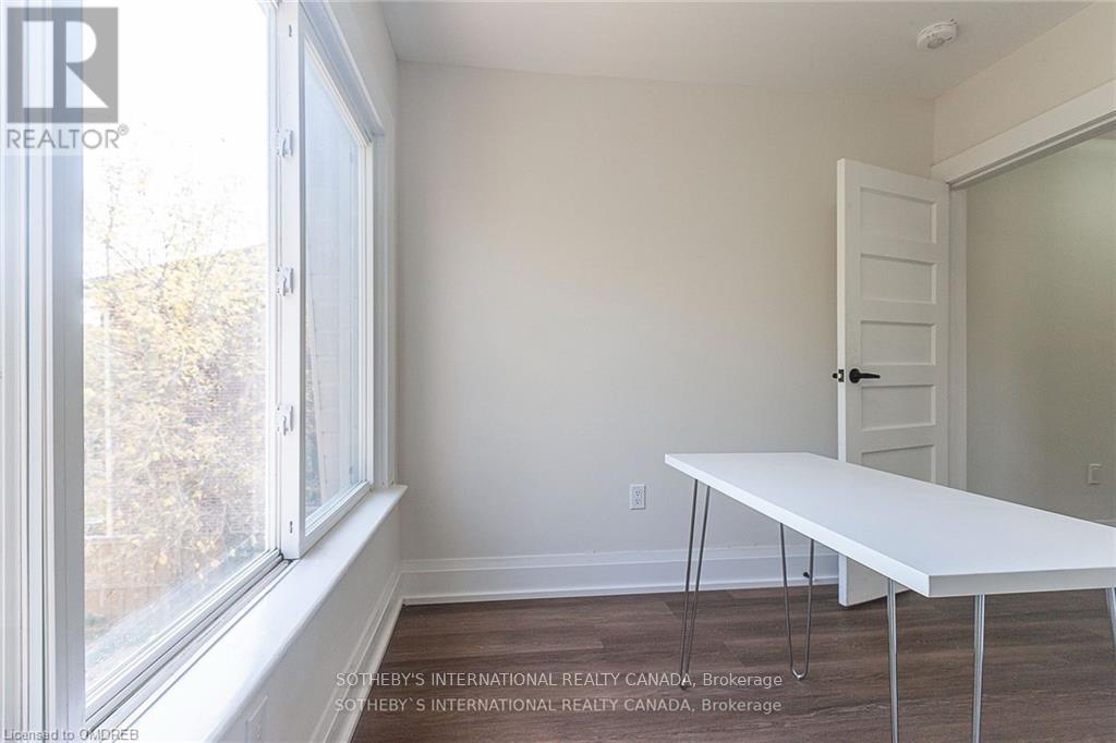 1842 Balsam Avenue, Mississauga, Ontario  L5J 1L2 - Photo 29 - W12445874