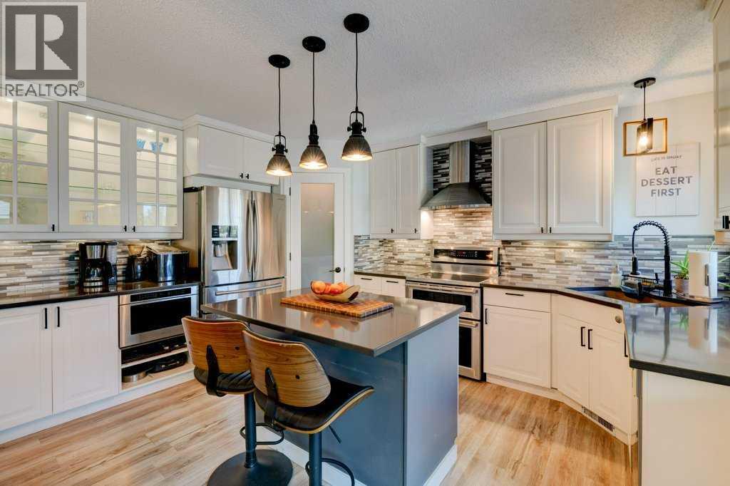 15 Chaparral Crescent Se, Calgary, Alberta  T2X 3K7 - Photo 1 - A2259096