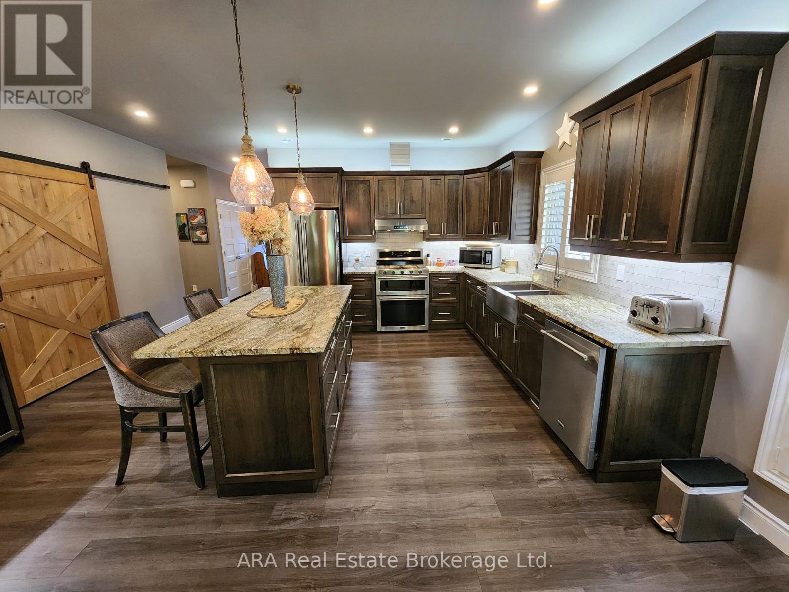32 - 410 Ridge Road, Meaford, Ontario  N4L 0B2 - Photo 5 - X12445885