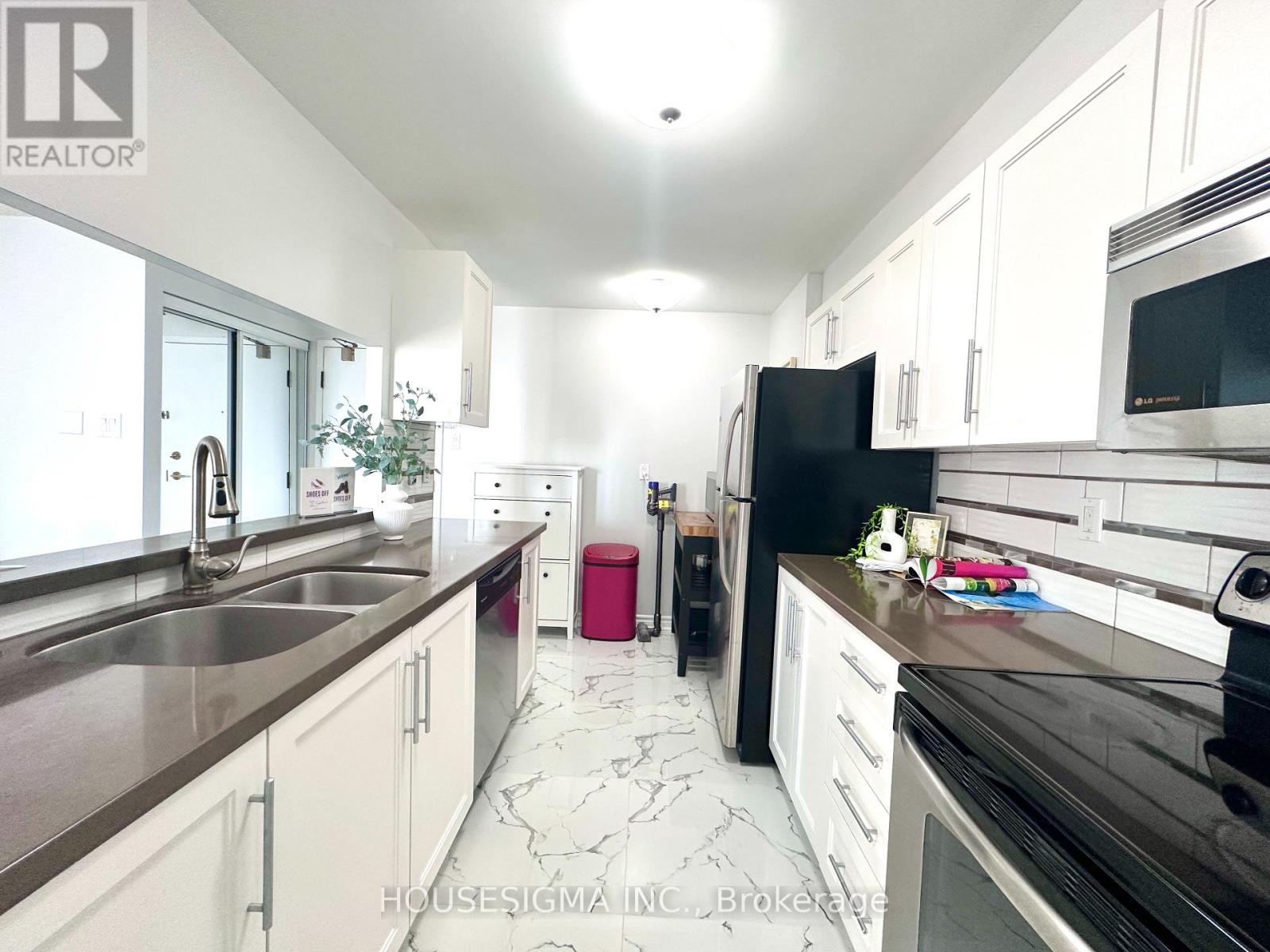 2409 - 4205 Shipp Drive, Mississauga, Ontario  L4Z 2Y9 - Photo 17 - W12445780