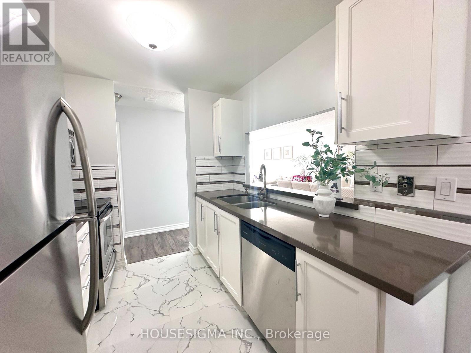 2409 - 4205 Shipp Drive, Mississauga, Ontario  L4Z 2Y9 - Photo 19 - W12445780