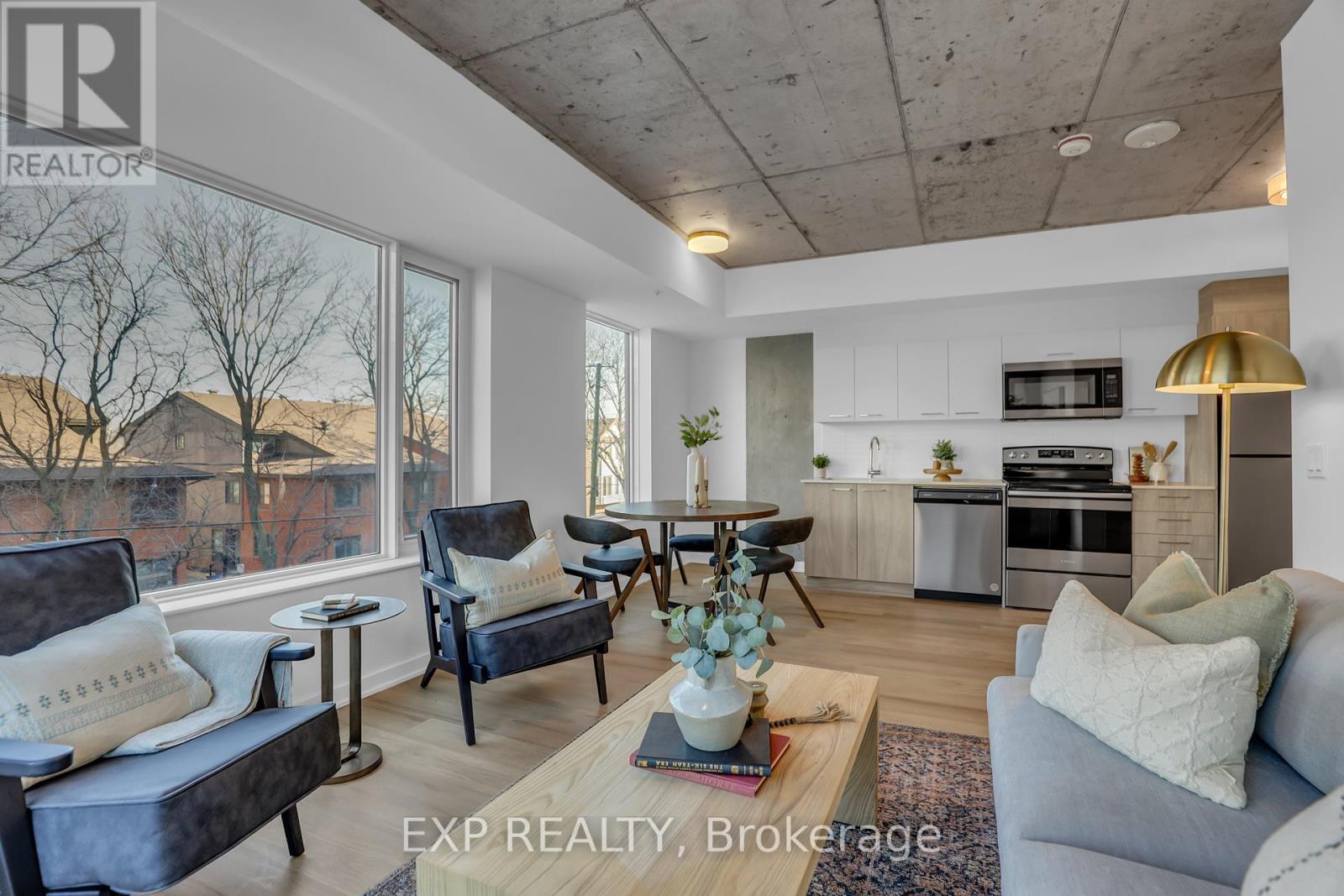 202 - 36 Robinson Avenue, Ottawa, Ontario  K1S 8N8 - Photo 18 - X12445883