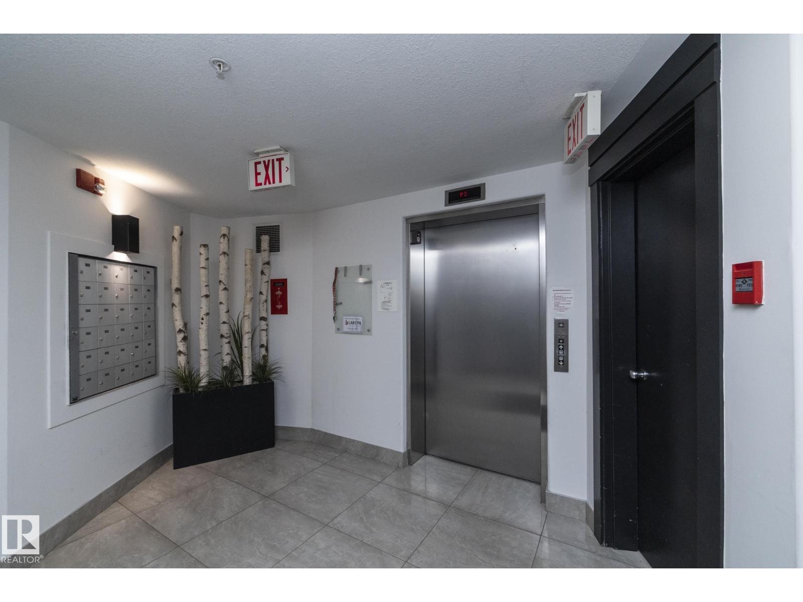 #102 10855 Saskatchewan Dr Nw, Edmonton, Alberta  T6E 6T6 - Photo 4 - E4460950