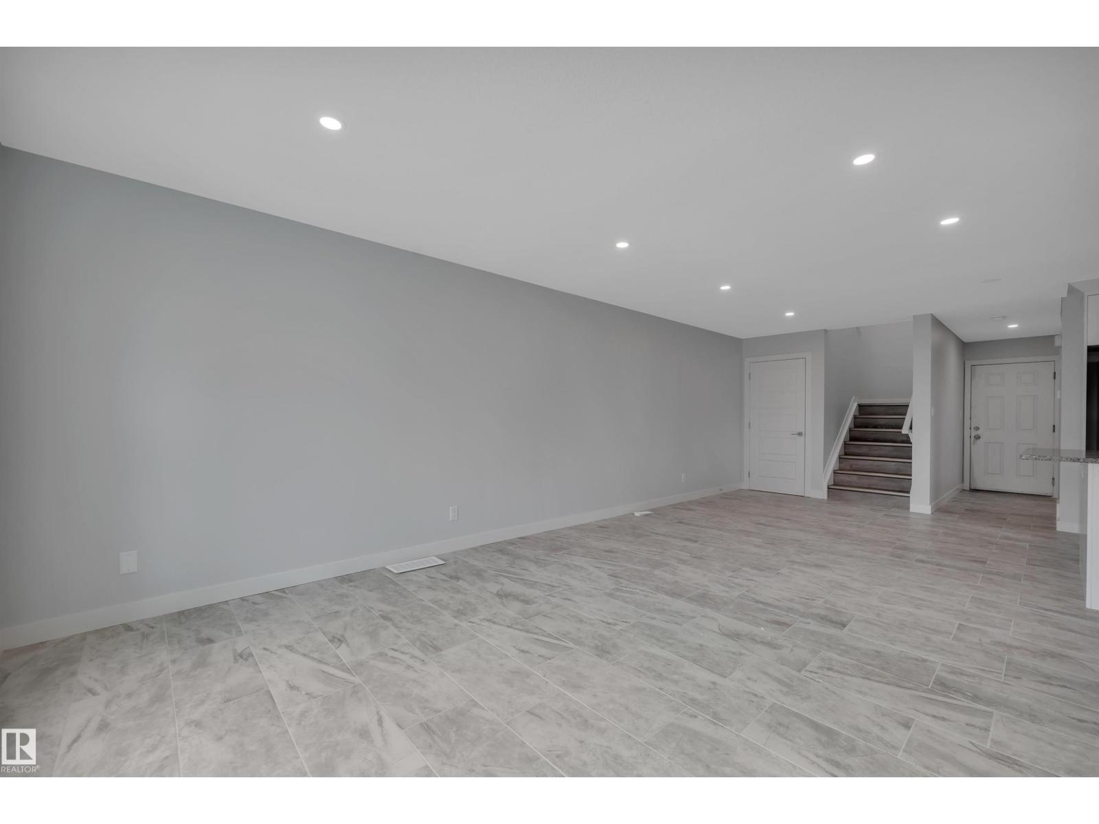 5006 48 Av, Leduc, Alberta  T9E 7H7 - Photo 5 - E4460951