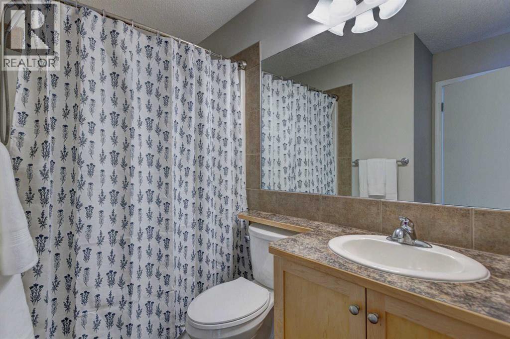 2062 New Brighton Gardens Se, Calgary, Alberta  T2A 0B6 - Photo 18 - A2248551