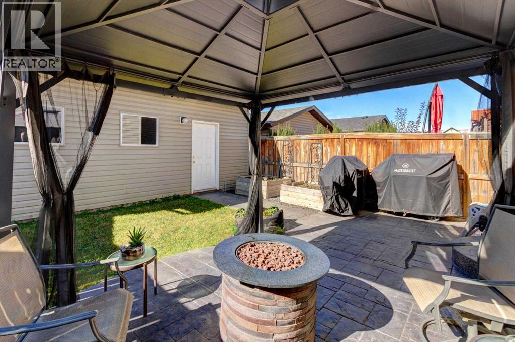 2062 New Brighton Gardens Se, Calgary, Alberta  T2A 0B6 - Photo 21 - A2248551