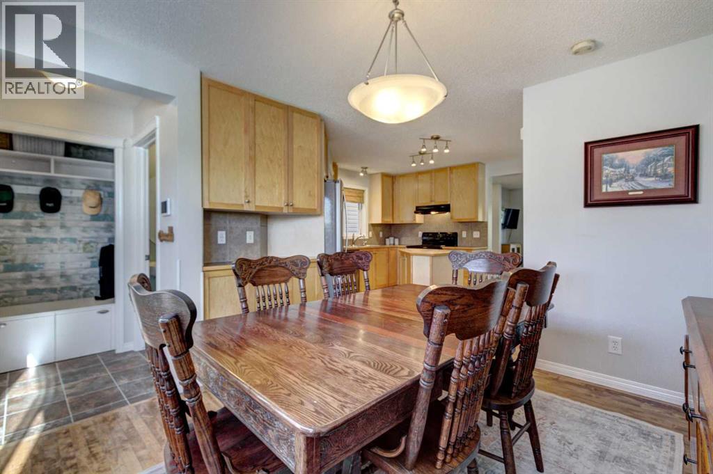 2062 New Brighton Gardens Se, Calgary, Alberta  T2A 0B6 - Photo 10 - A2248551