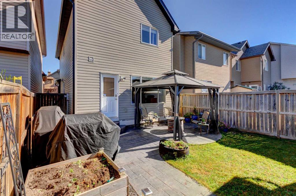 2062 New Brighton Gardens Se, Calgary, Alberta  T2A 0B6 - Photo 22 - A2248551