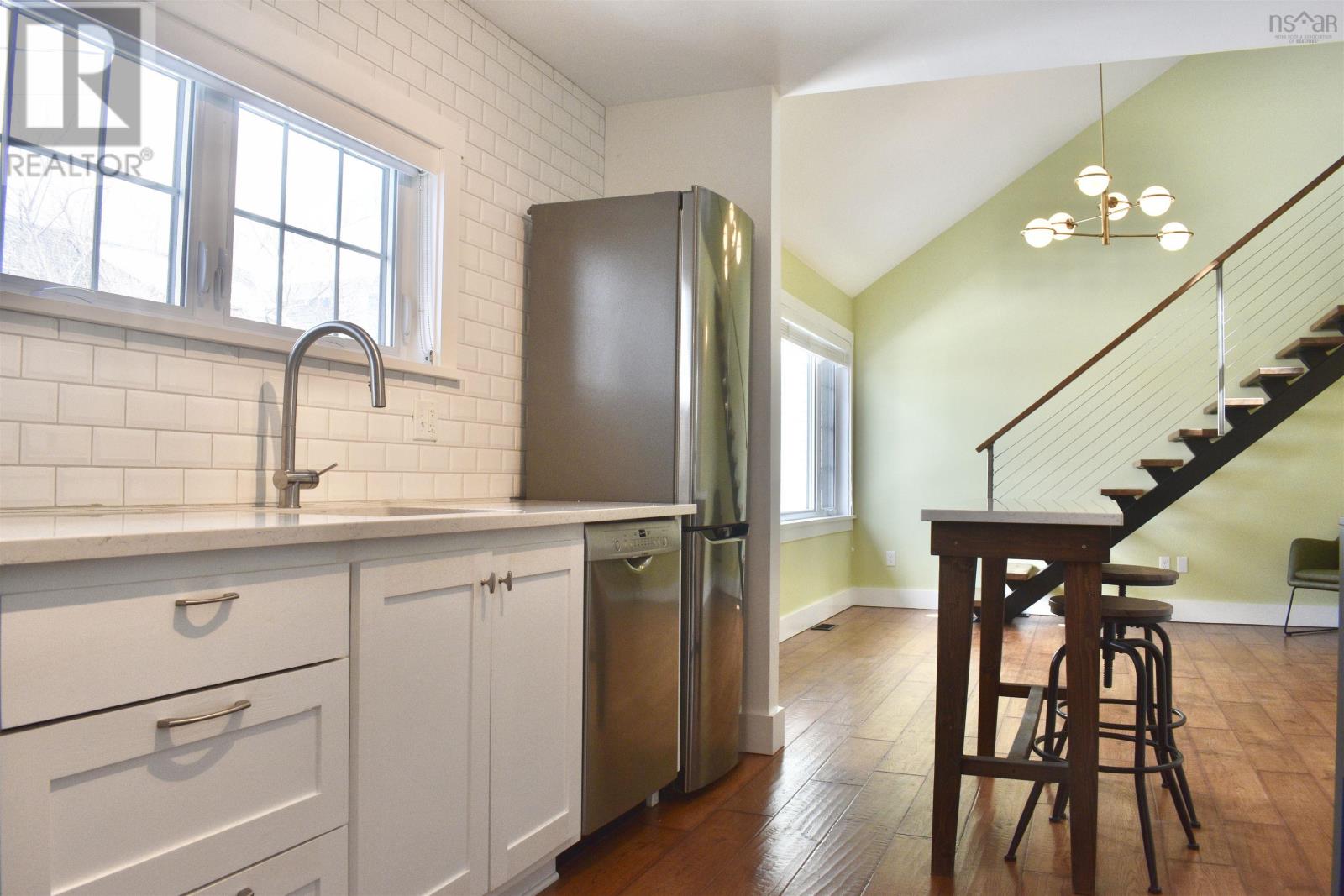 78 Lawrence St, Lunenburg, Nova Scotia  B0J 2C0 - Photo 11 - 202509391