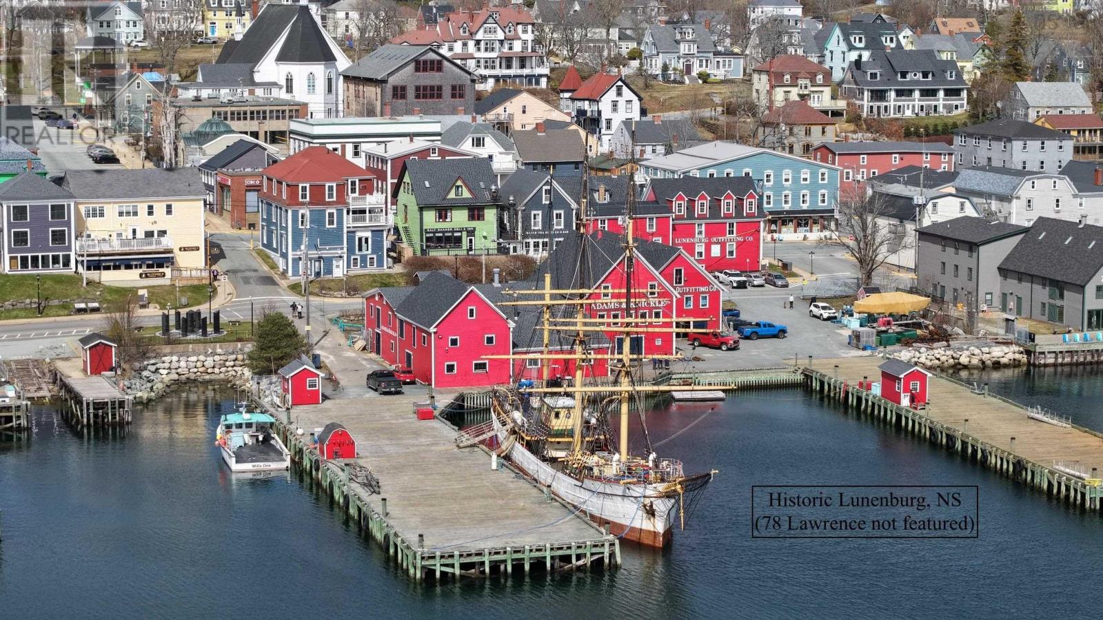 78 Lawrence St, Lunenburg, Nova Scotia  B0J 2C0 - Photo 5 - 202509391