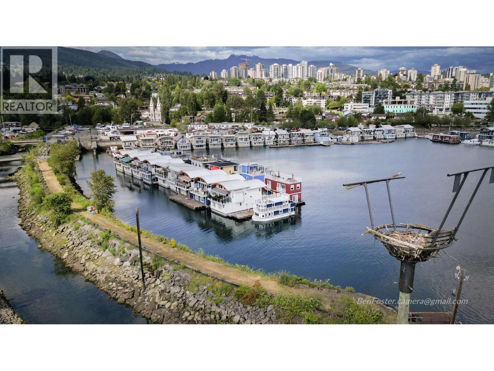Gnb 21 415 W Esplanade Avenue, North Vancouver, British Columbia  V7M 1A6 - Photo 3 - R3055352