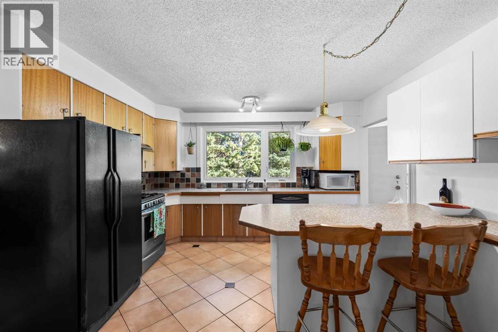 5016 Viceroy Drive Nw, Calgary, Alberta  T3A 0V5 - Photo 12 - A2261919