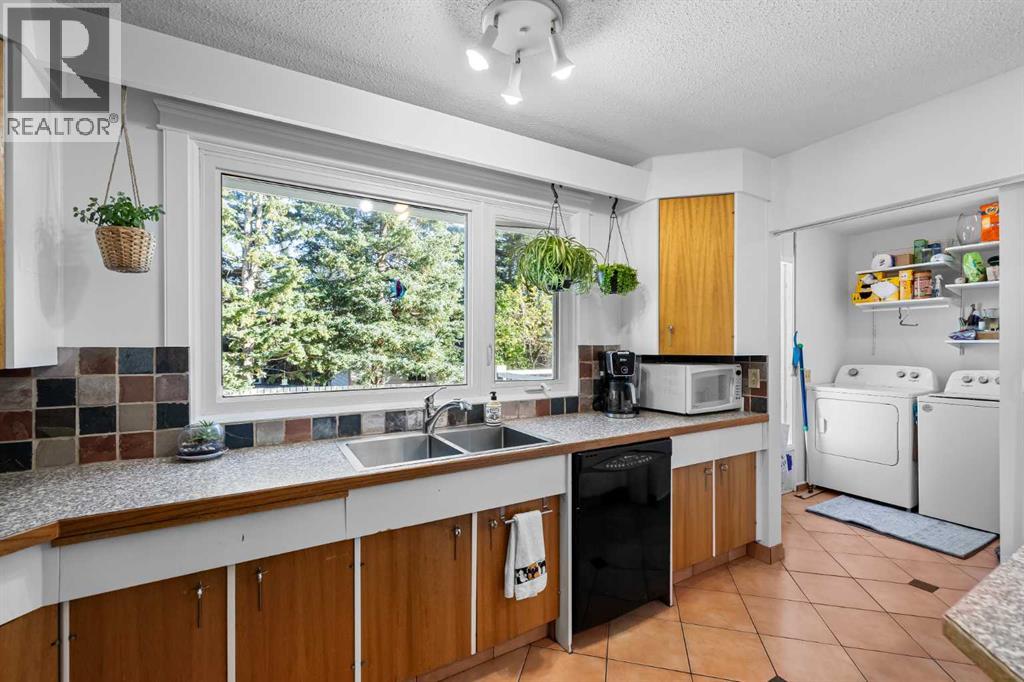 5016 Viceroy Drive Nw, Calgary, Alberta  T3A 0V5 - Photo 14 - A2261919