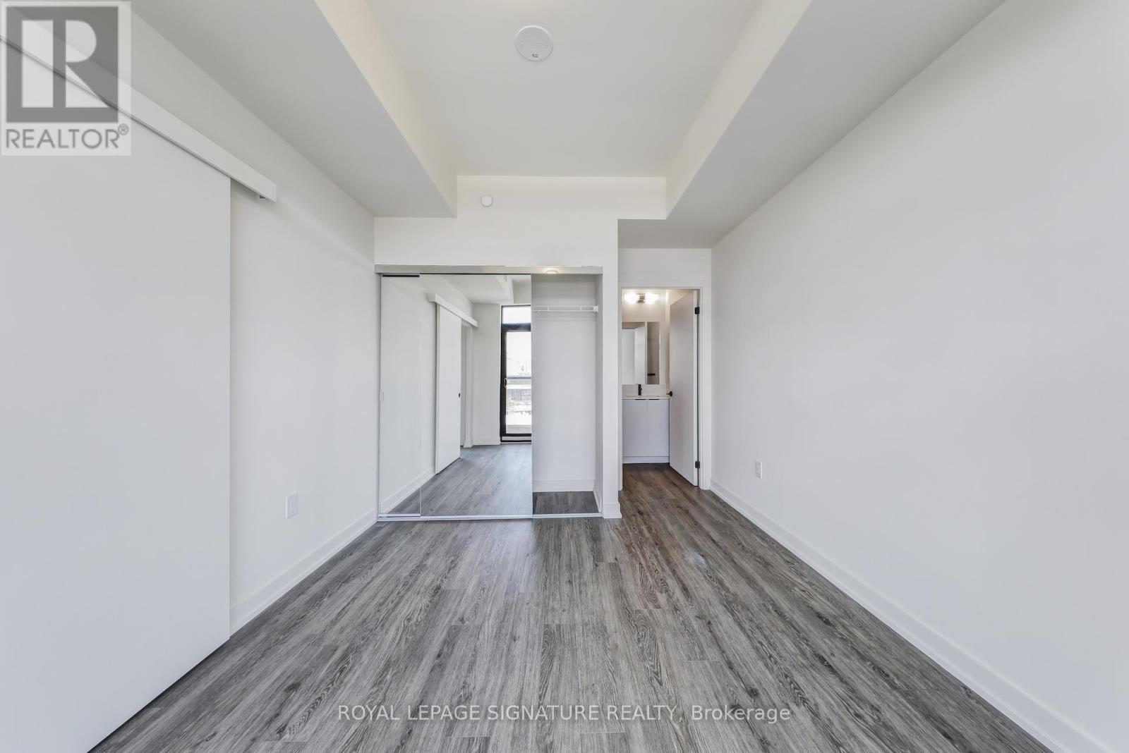 410 - 181 Sterling Road, Toronto, Ontario  M6R 2B2 - Photo 15 - C12445880