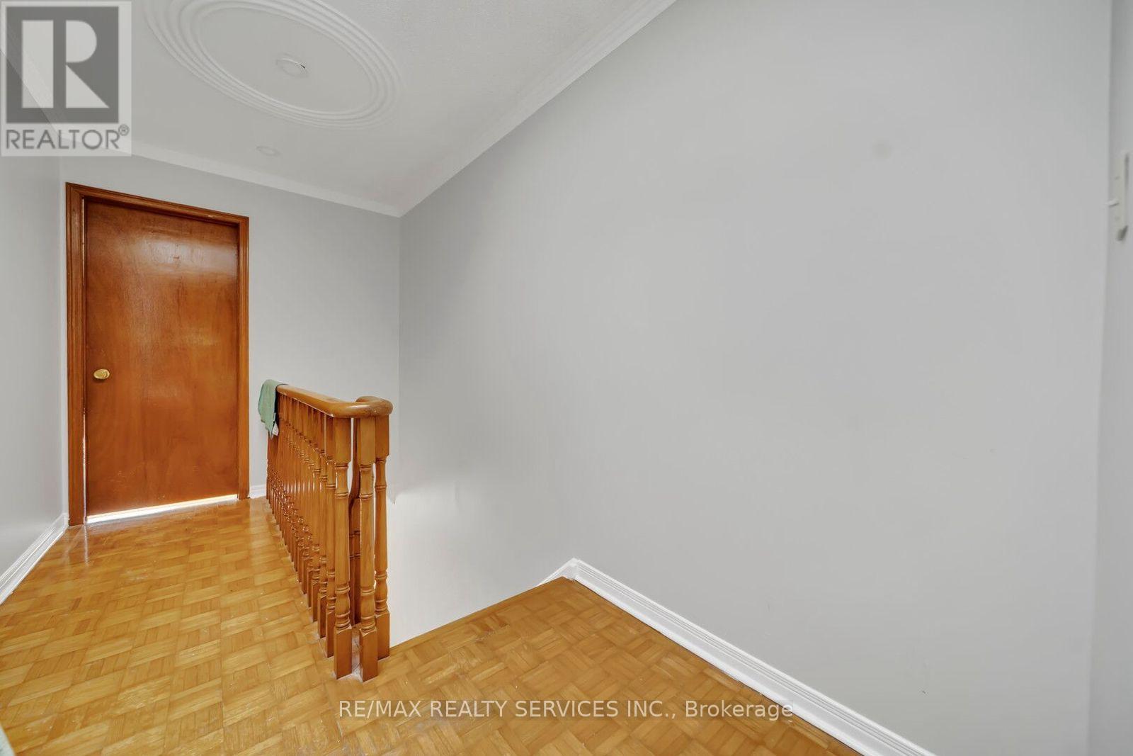 83 Haslam Street, Toronto (Birchcliffe-Cliffside), Ontario  M1N 3N8 - Photo 16 - E12445884