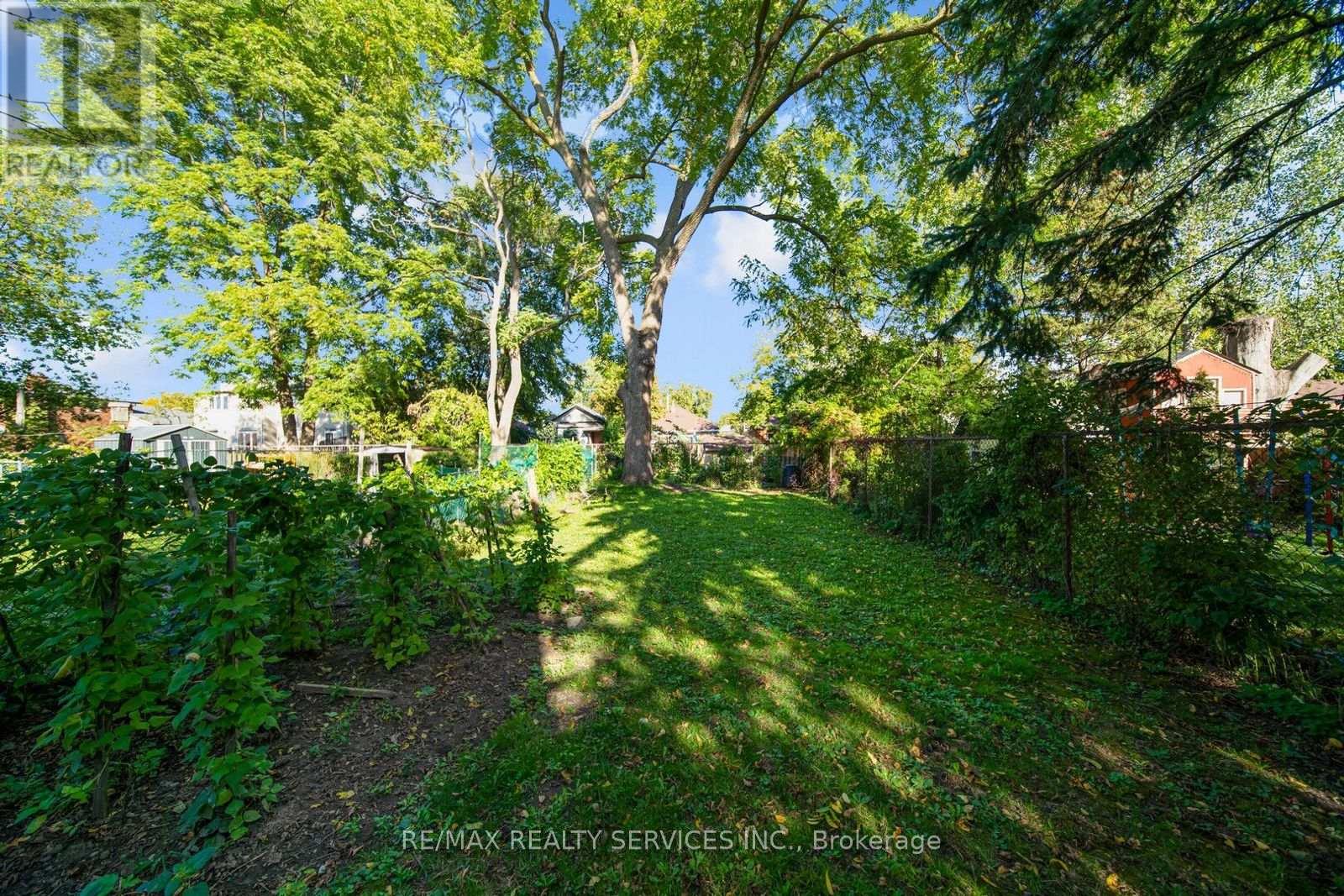 83 Haslam Street, Toronto (Birchcliffe-Cliffside), Ontario  M1N 3N8 - Photo 29 - E12445884