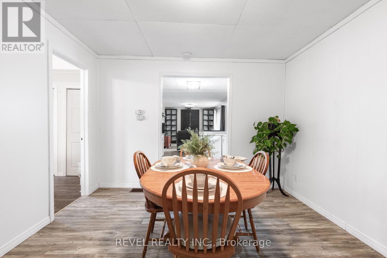 883 Centennial Park Road, Kawartha Lakes, Ontario  K0M 2B0 - Photo 14 - X12272210
