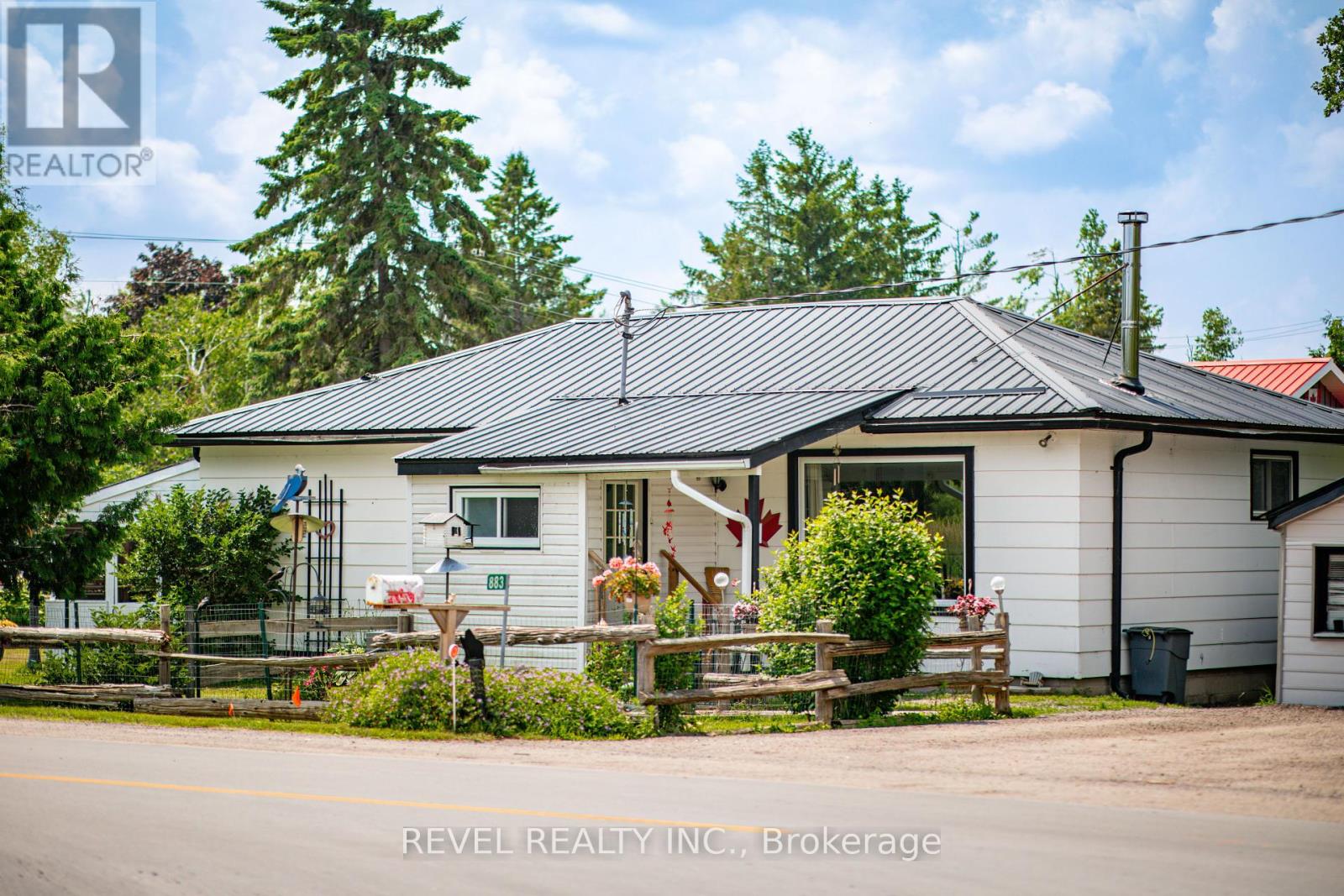 883 CENTENNIAL PARK ROAD, Kawartha Lakes, Ontario