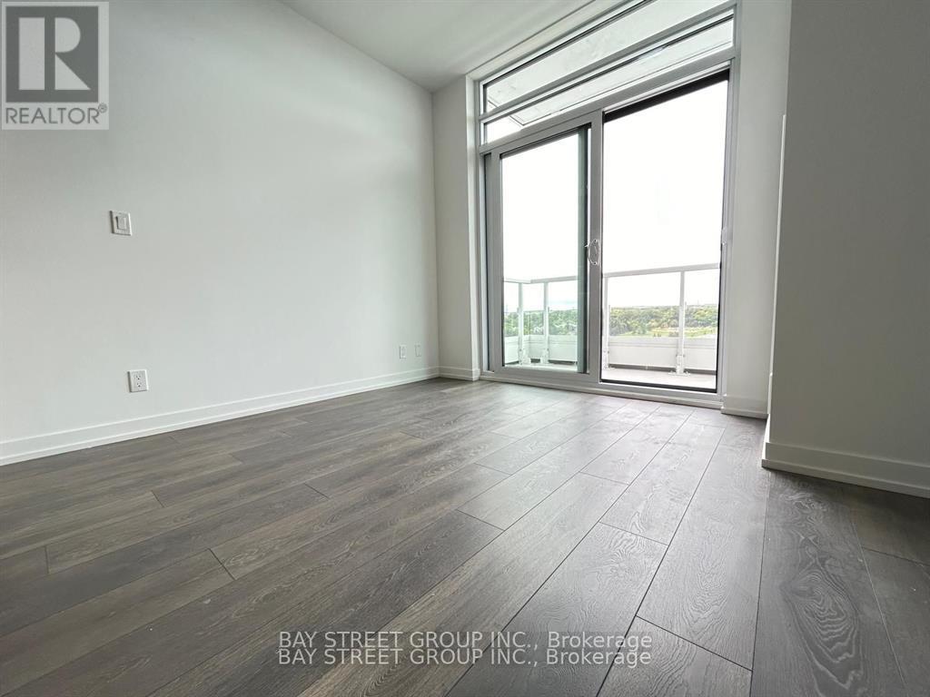 1003 - 8 Beverley Glen Boulevard, Vaughan, Ontario  L4J 0L5 - Photo 5 - N12445892